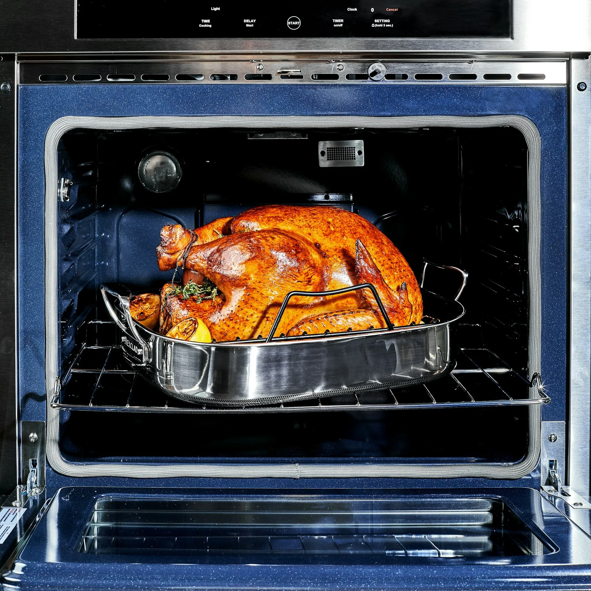 Hybrid Roasting and Cutting Board Set - Image 4